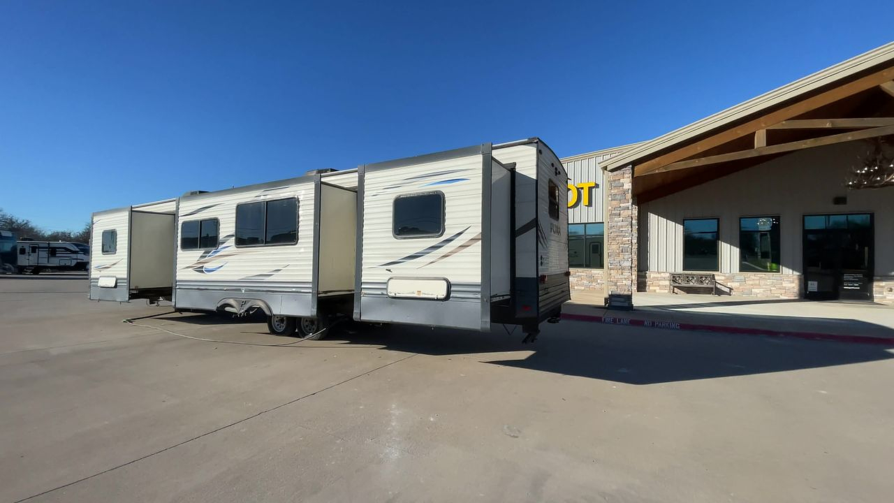 2019 FOREST RIVER PUMA 38DBS