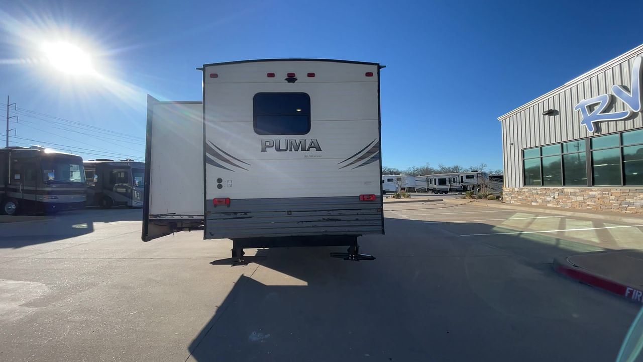 2019 FOREST RIVER PUMA 38DBS