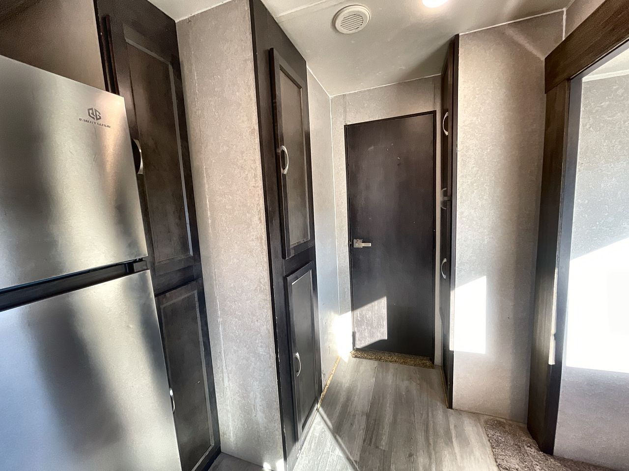 2019 FOREST RIVER PUMA 38DBS