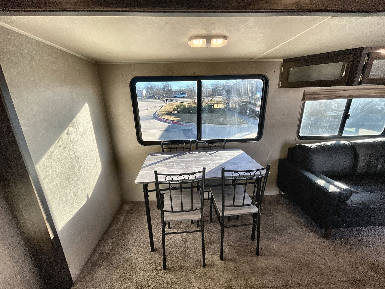 2019 FOREST RIVER PUMA 38DBS