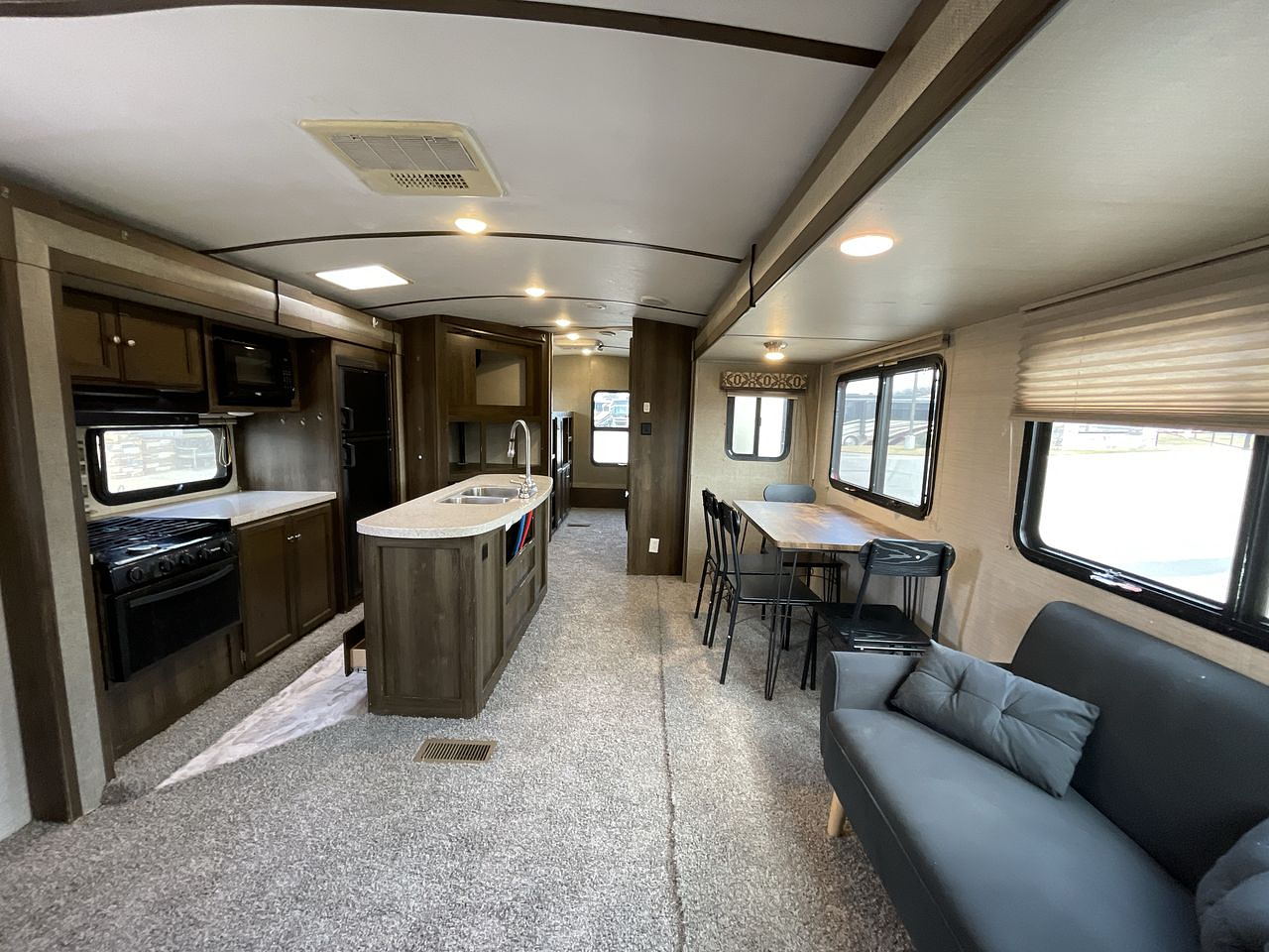 2017 KEYSTONE PREMIER 34BHPR