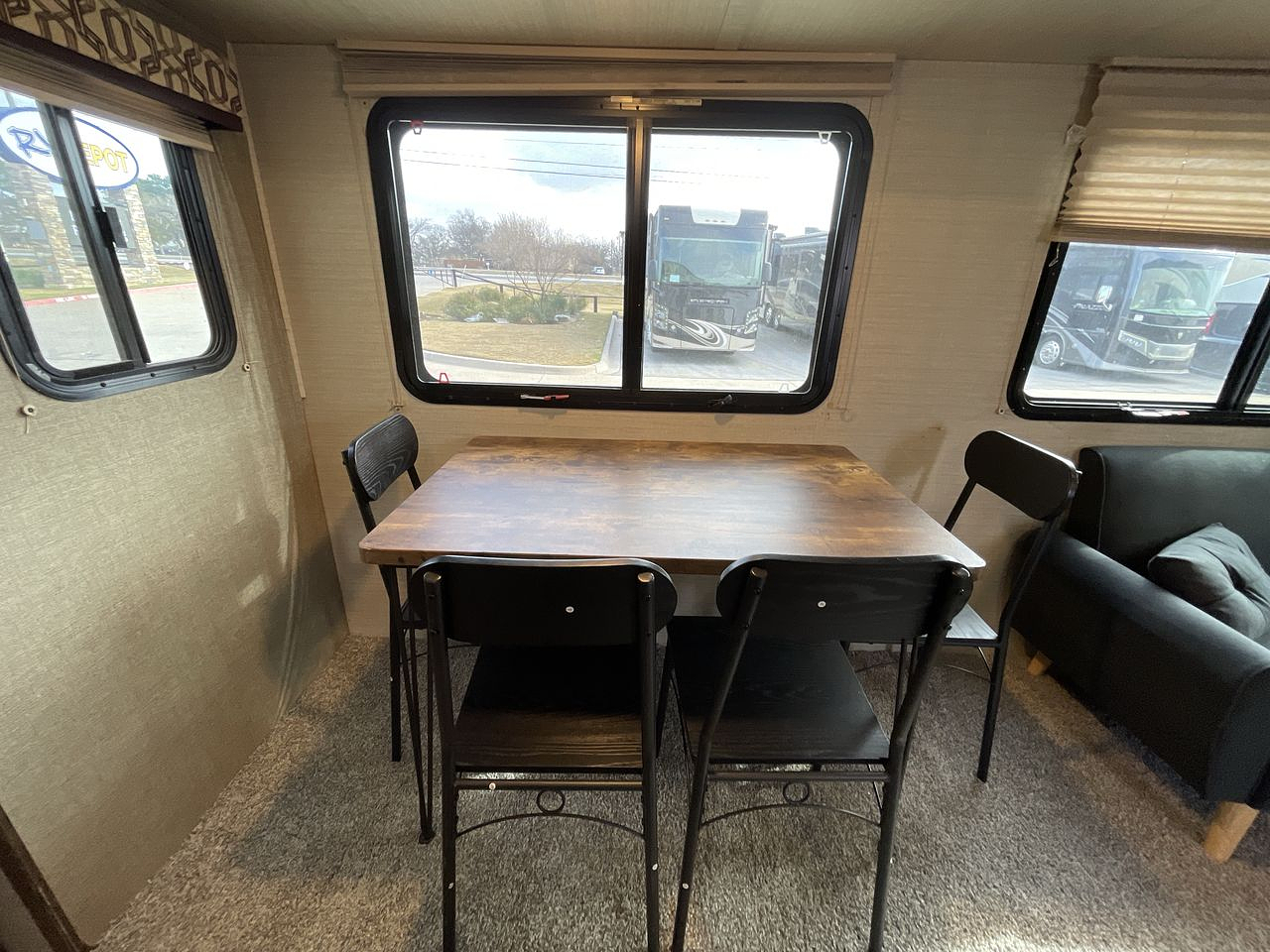 2017 KEYSTONE PREMIER 34BHPR