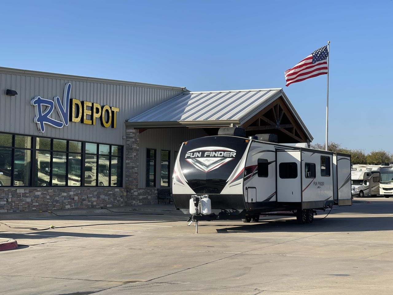 2020 FUN FINDER 32BS