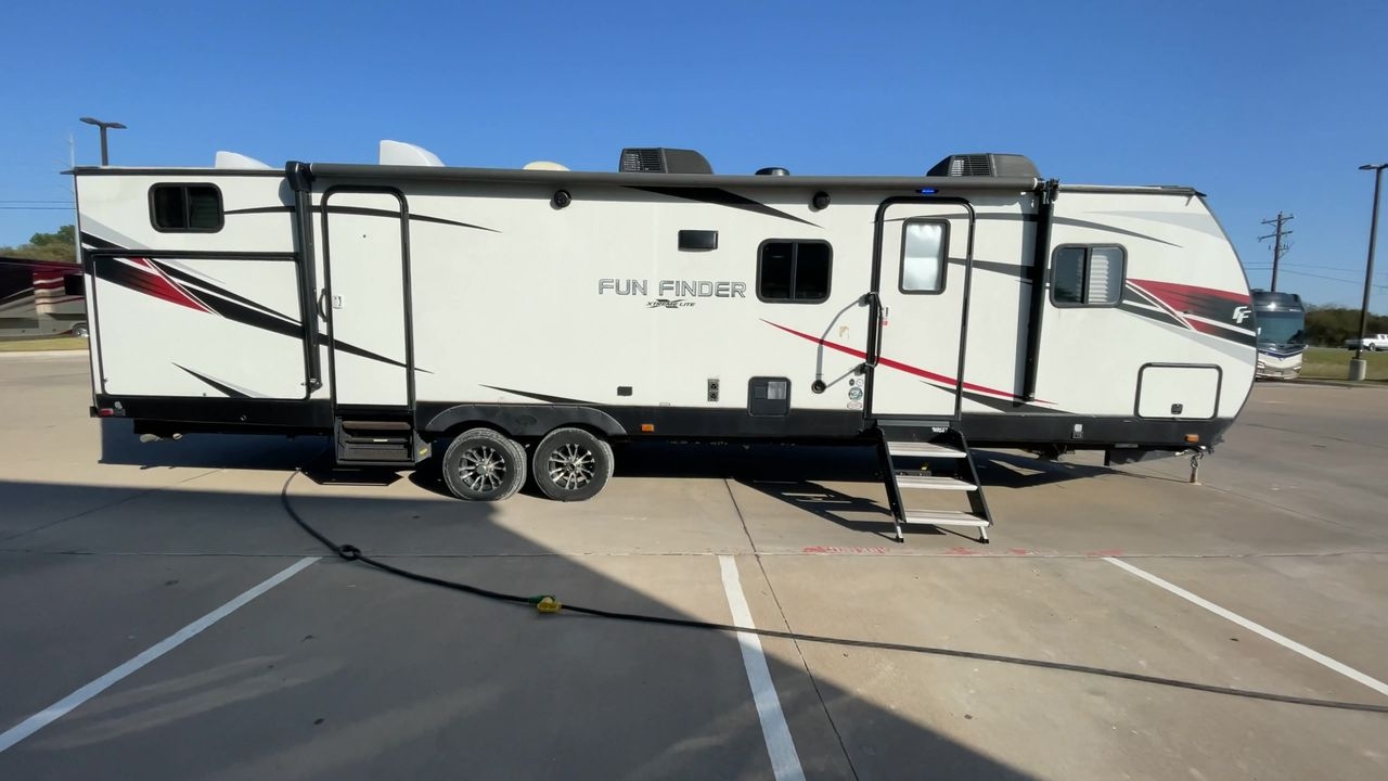 2020 FUN FINDER 32BS