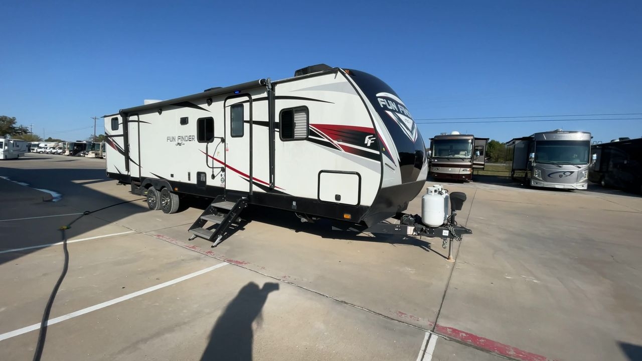 2020 FUN FINDER 32BS