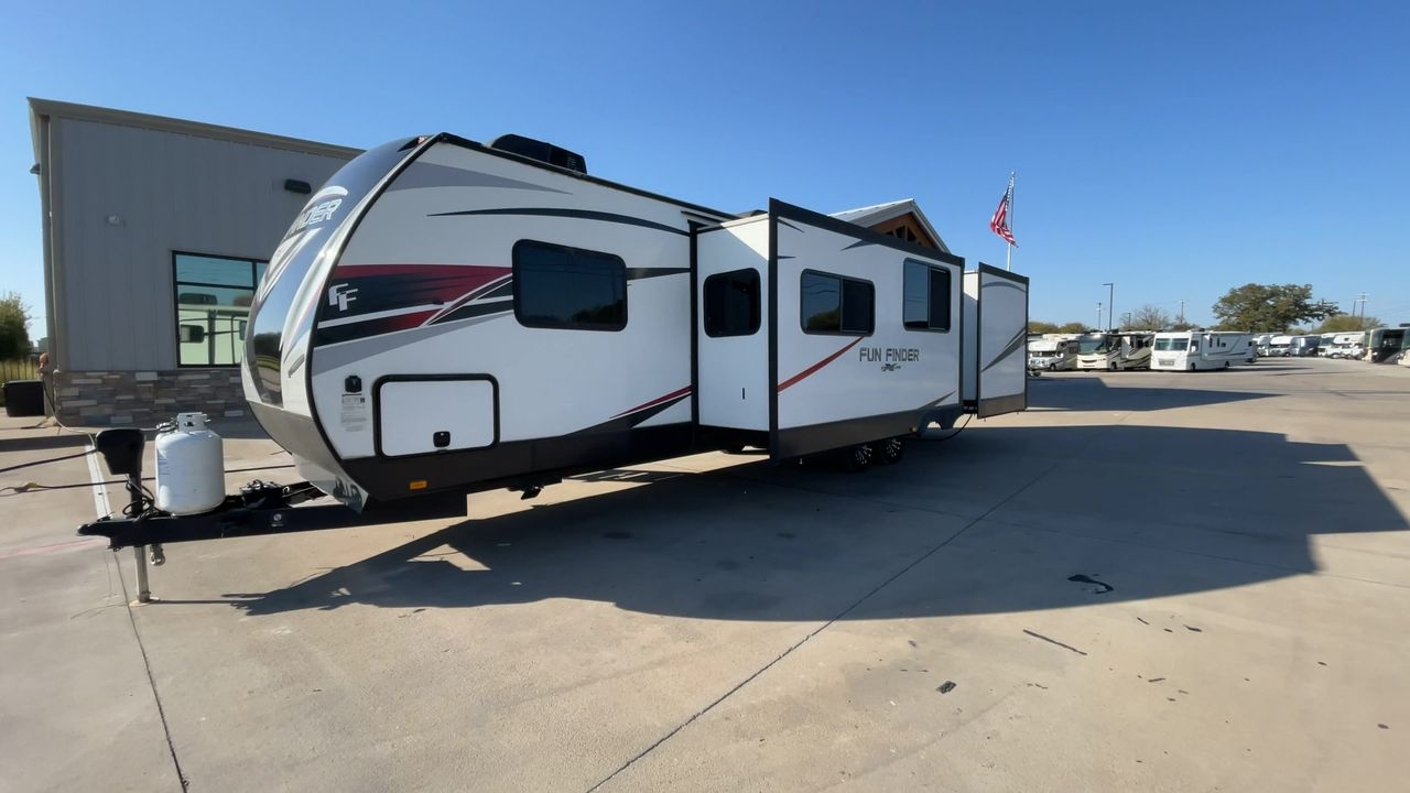 2020 FUN FINDER 32BS