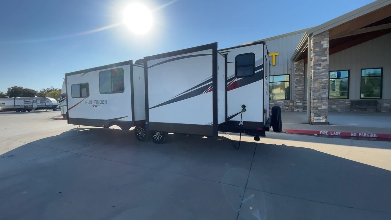 2020 FUN FINDER 32BS