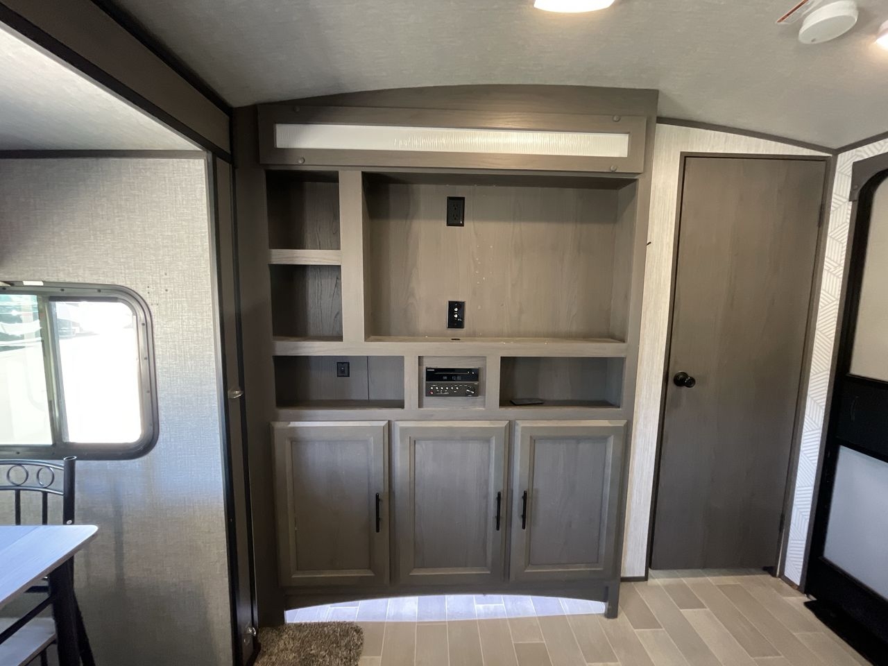 2020 FUN FINDER 32BS