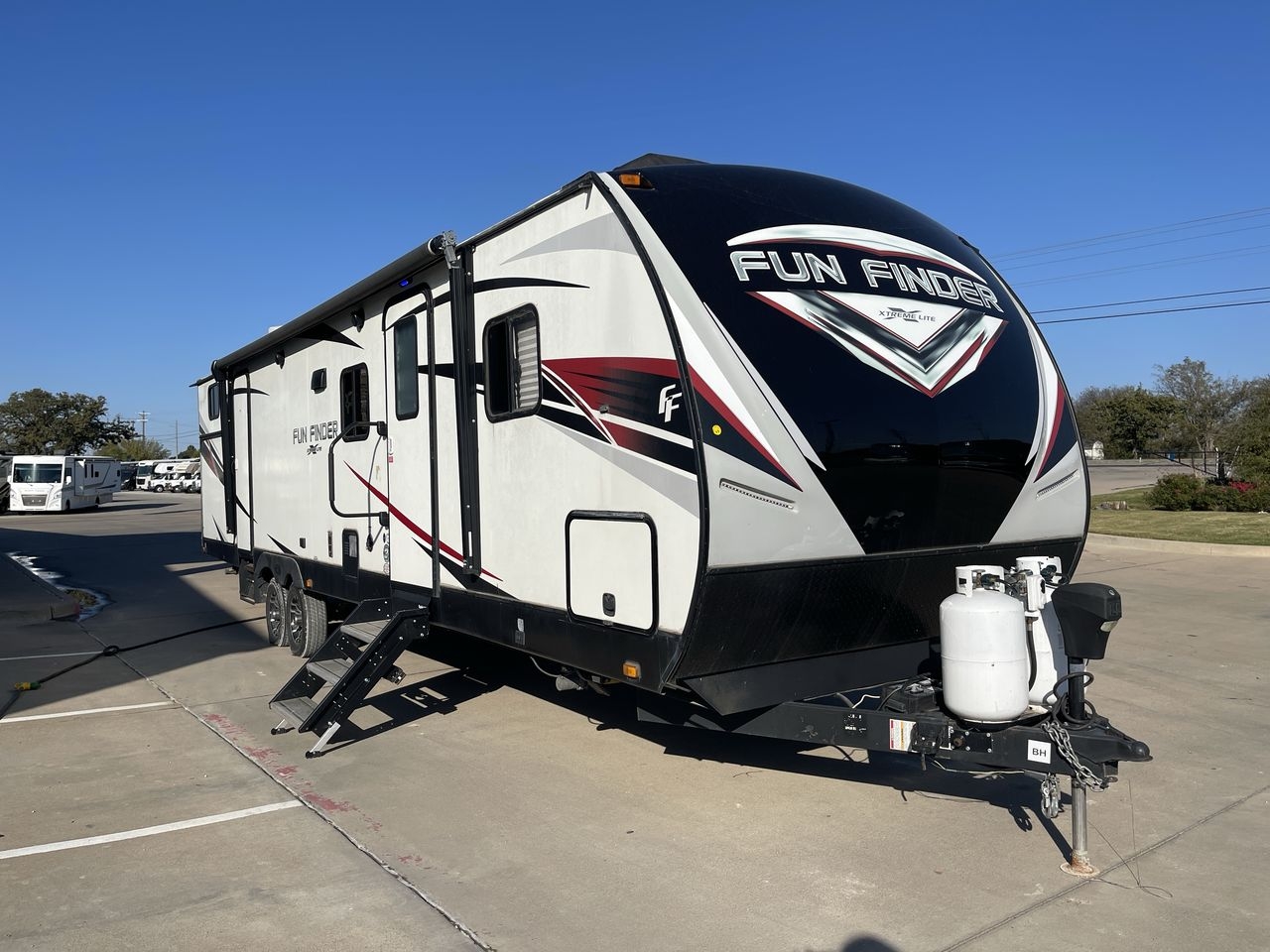 2020 FUN FINDER 32BS