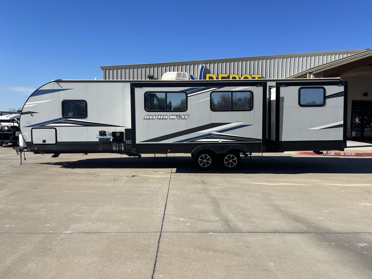 2022 FOREST RIVER CHEROKEE 33BH-L