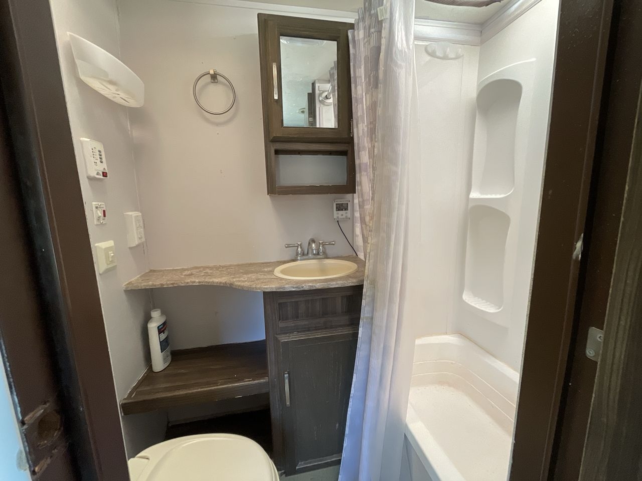 2019 COACHMEN APEX 289TBSS