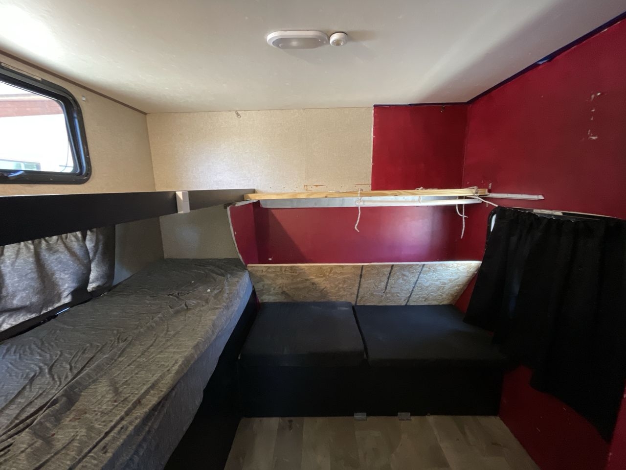 2019 COACHMEN APEX 289TBSS