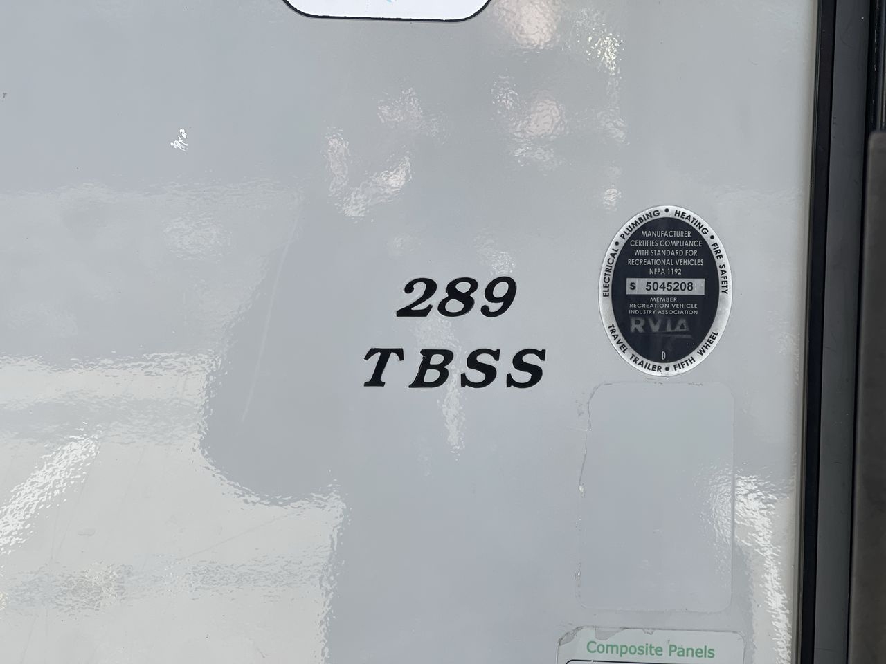 2019 COACHMEN APEX 289TBSS