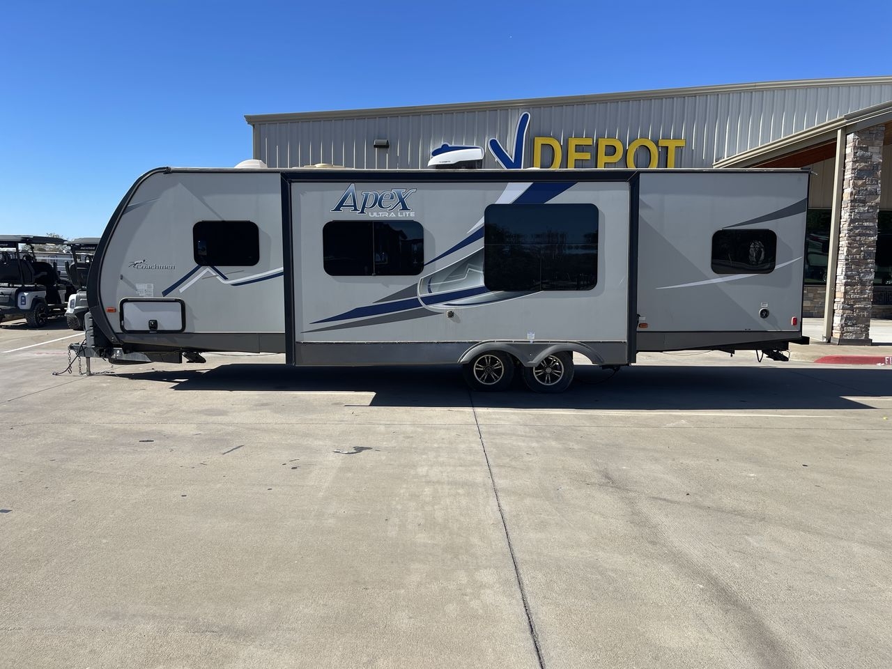 2019 COACHMEN APEX 289TBSS