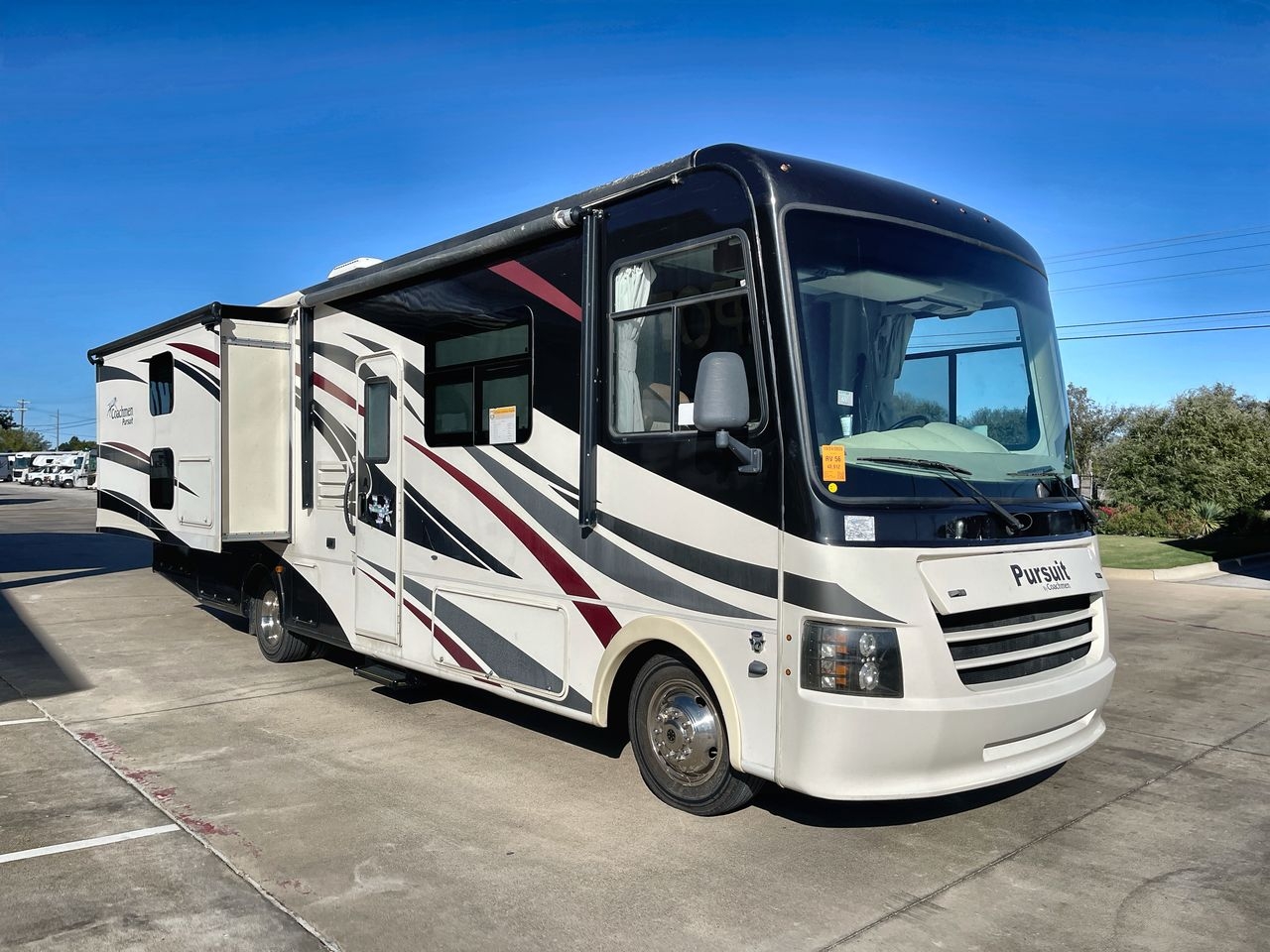 2018 COACHMEN PURSUIT 33BH