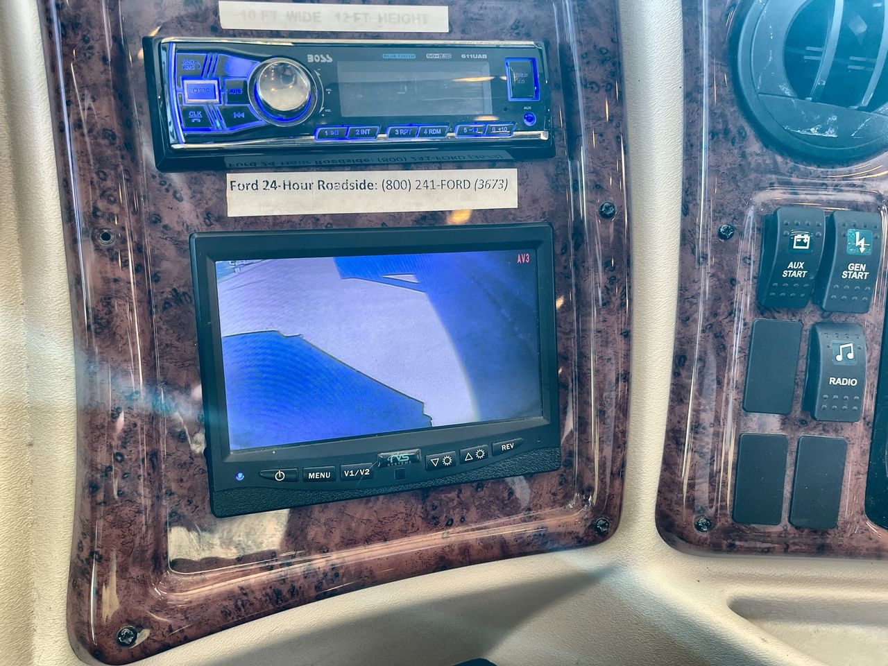 2018 COACHMEN PURSUIT 33BH