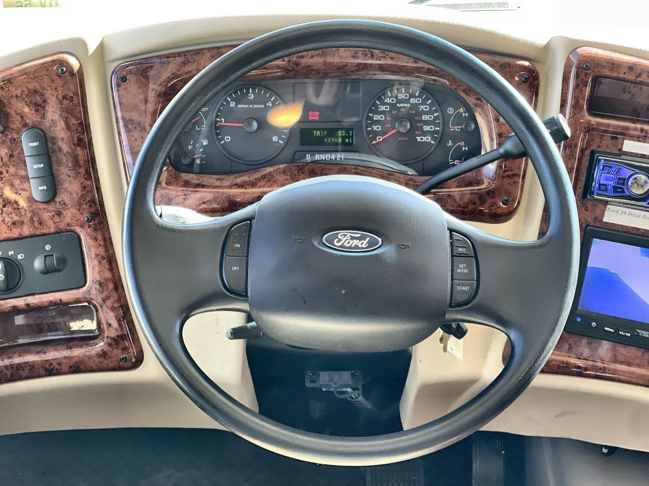 2018 COACHMEN PURSUIT 33BH