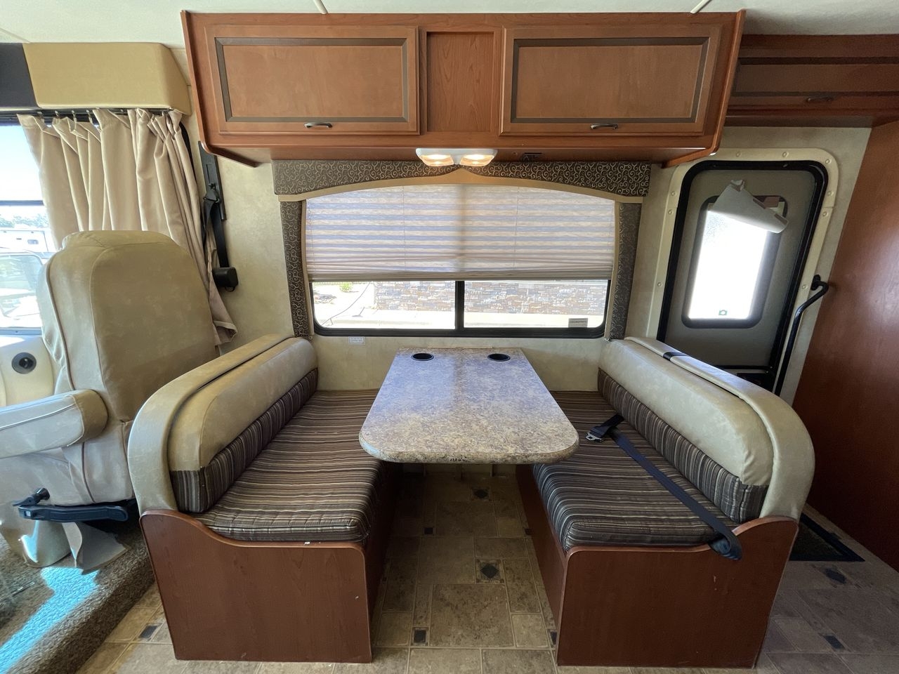 2013 THOR HURRICANE 33G