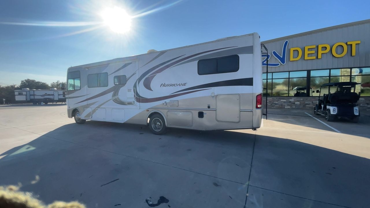 2013 THOR HURRICANE 33G