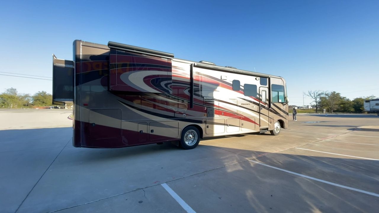 2015 JAYCO PRECEPT 35UN