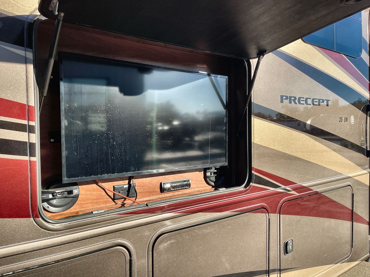 2015 JAYCO PRECEPT 35UN
