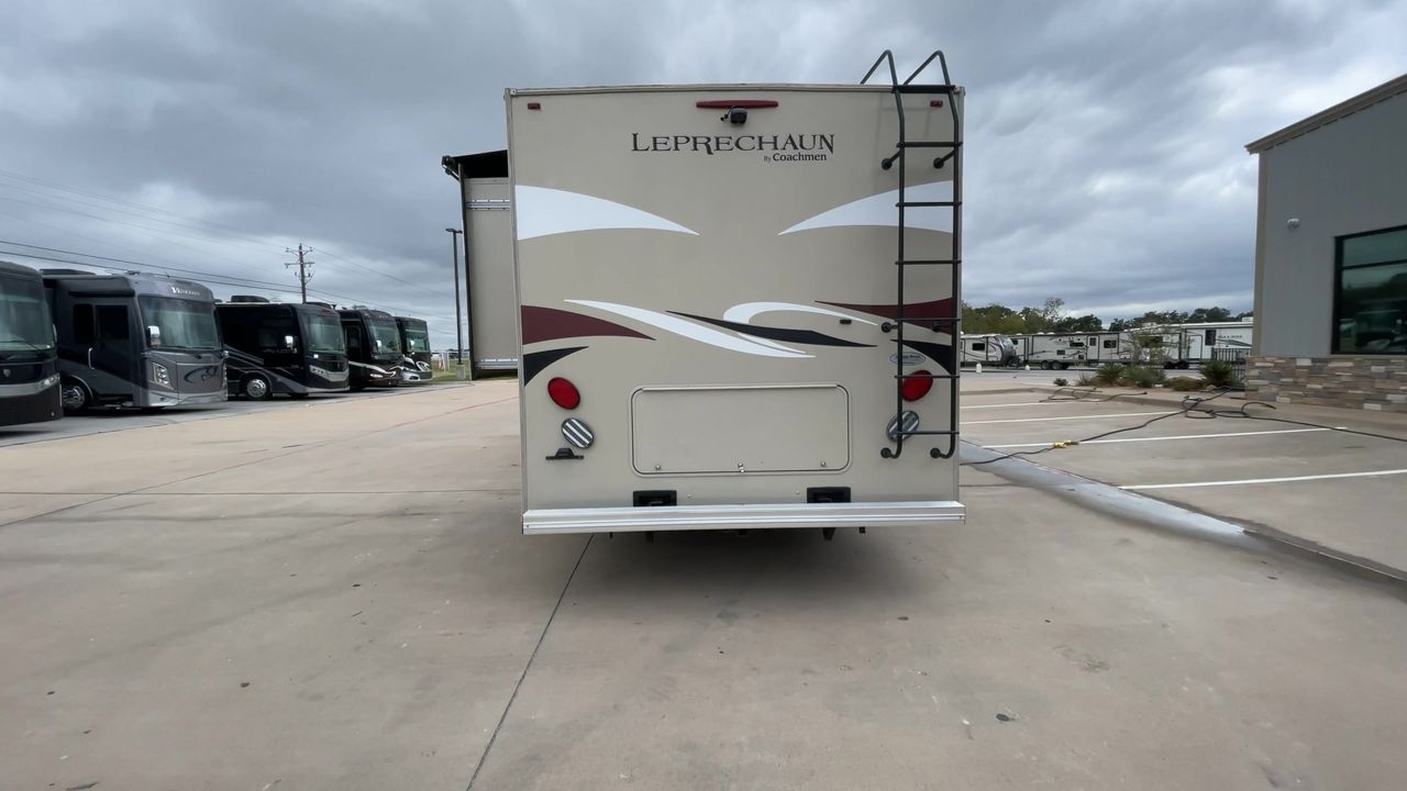 2017 COACHMEN LEPRECHAUN 319DSF