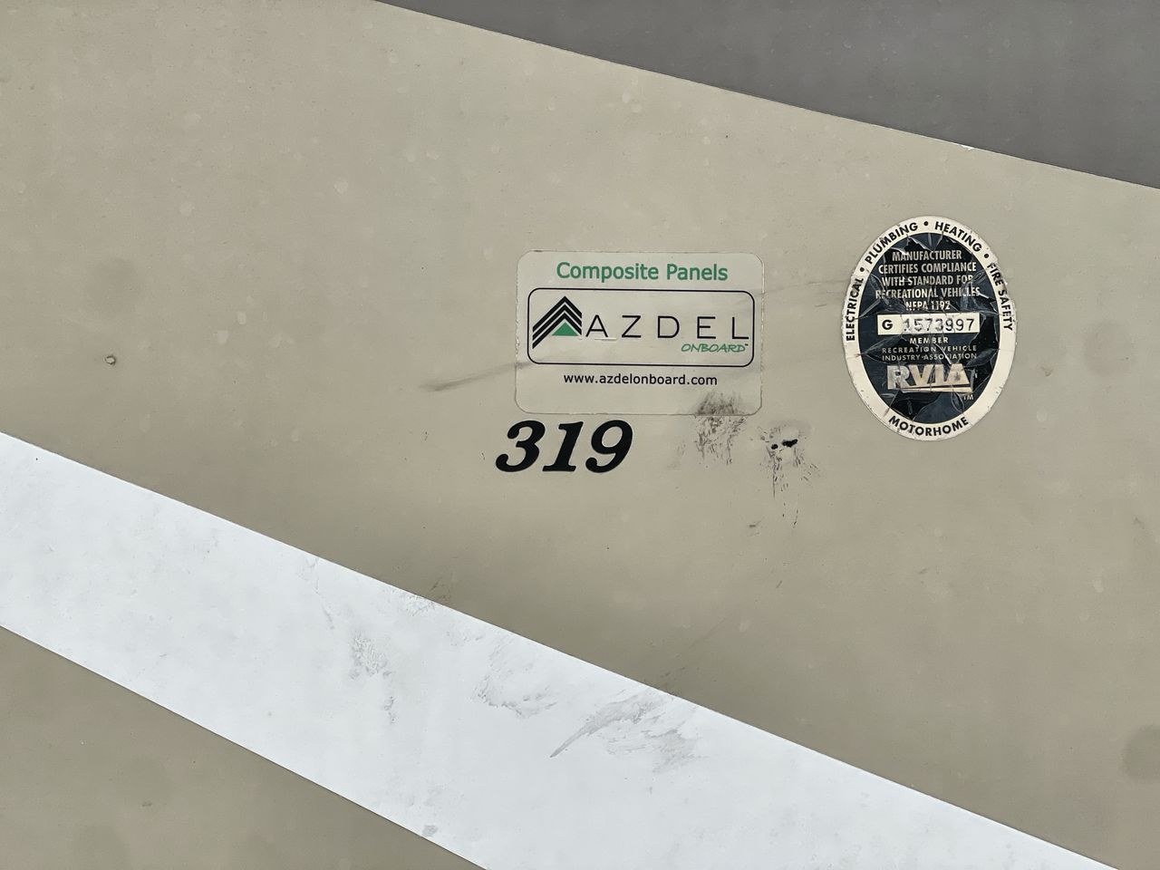 2017 COACHMEN LEPRECHAUN 319DSF