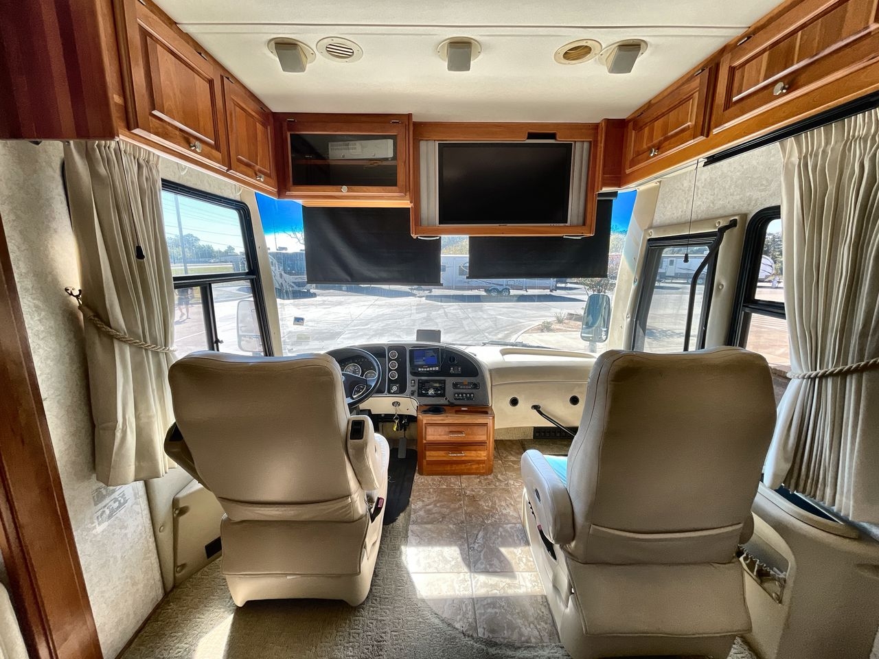 2006 HOLIDAY RAMBLER SCEPTER 42DSQ