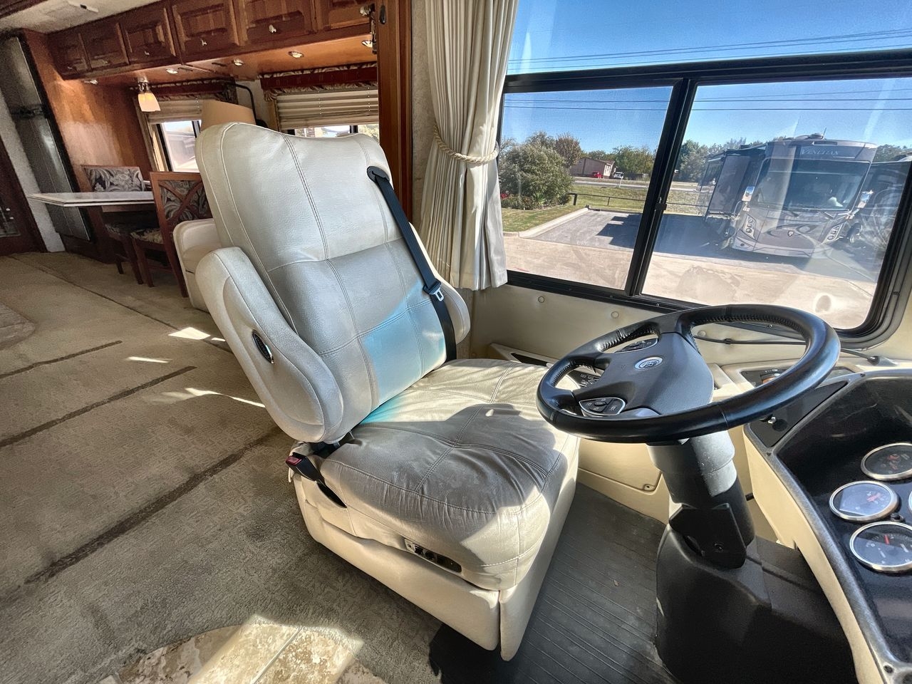 2006 HOLIDAY RAMBLER SCEPTER 42DSQ