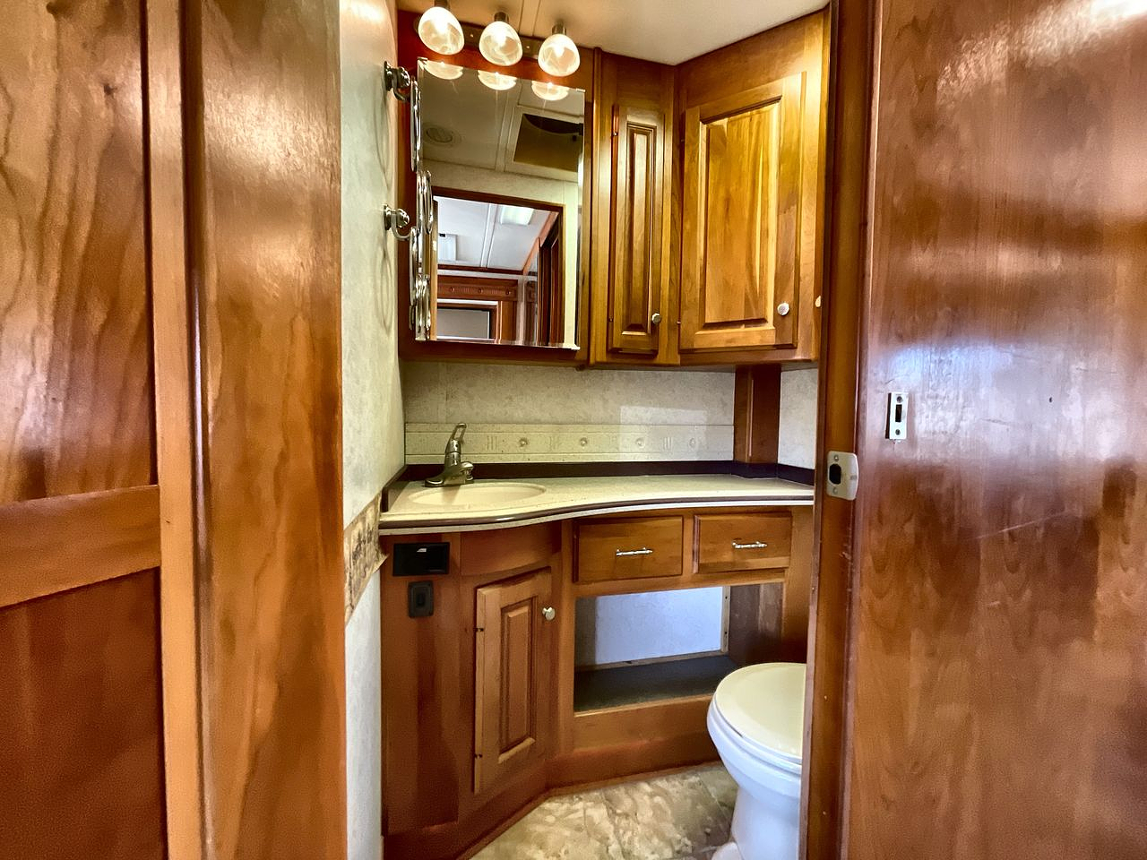 2006 HOLIDAY RAMBLER SCEPTER 42DSQ