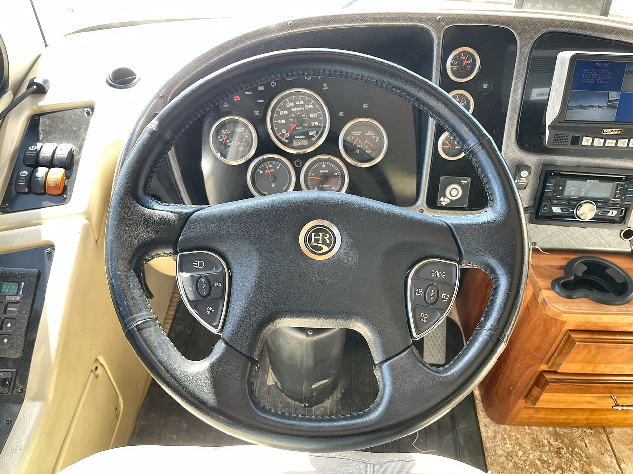 2006 HOLIDAY RAMBLER SCEPTER 42DSQ