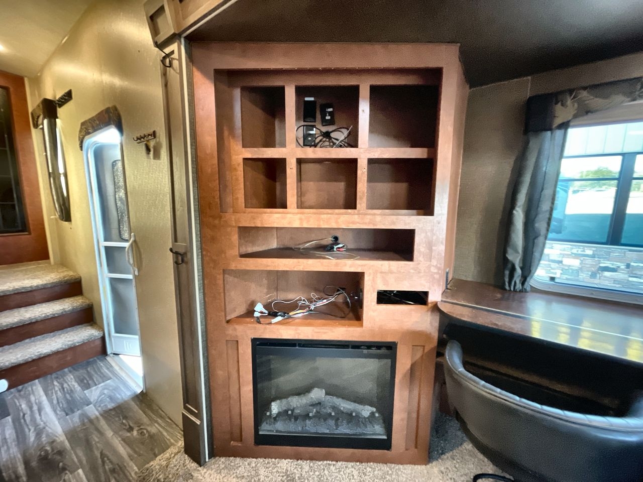 2018 NORTHWOOD ARCTIC FOX 32-5M