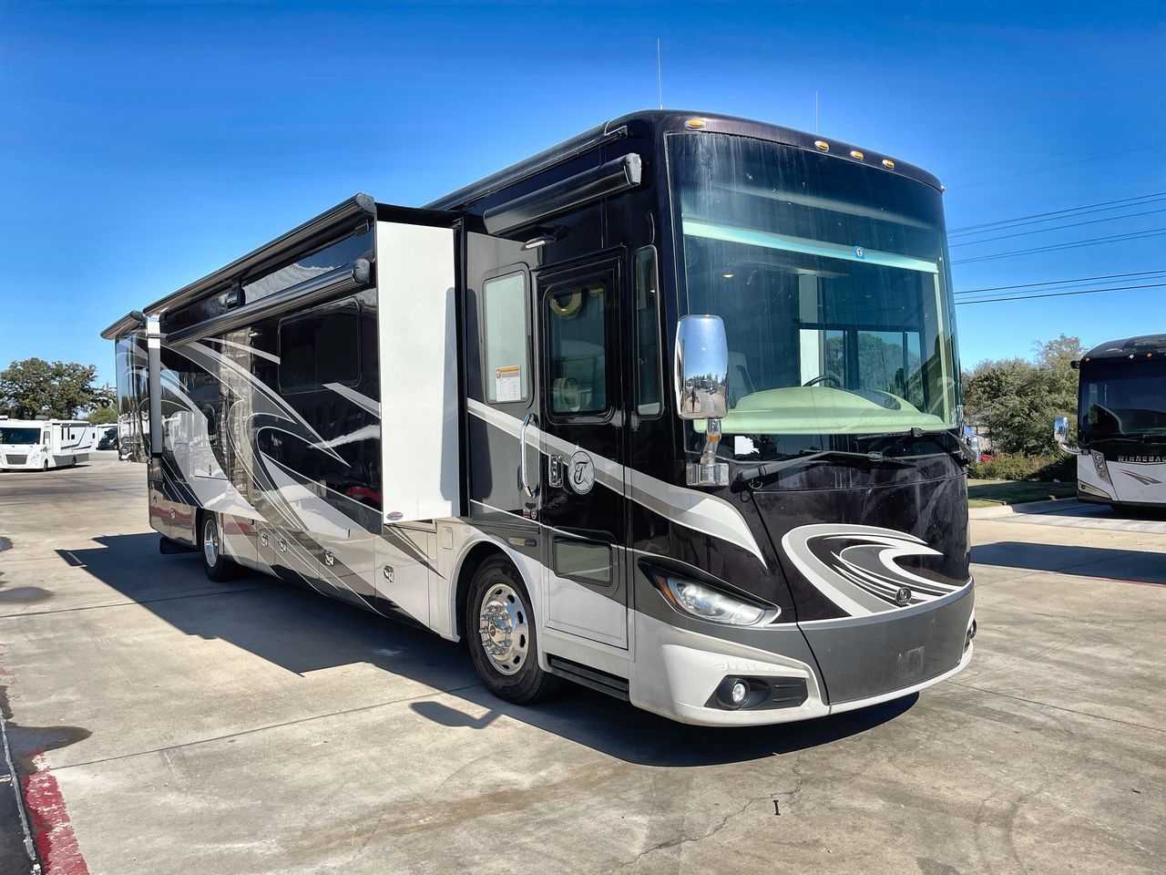 2016 TIFFIN PHAETON 40AH