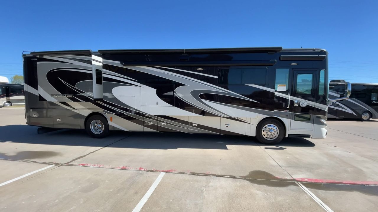 2016 TIFFIN PHAETON 40AH