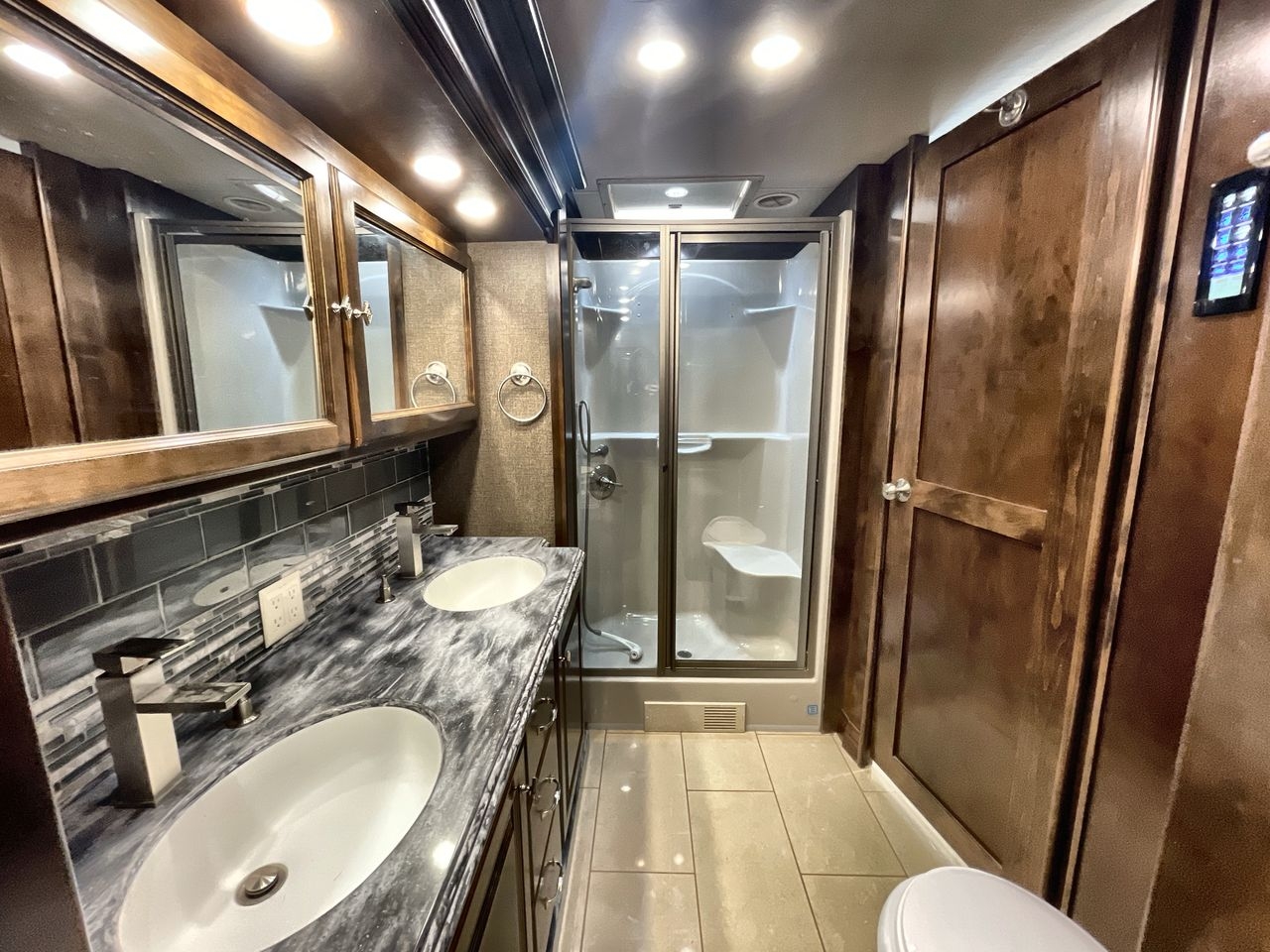 2016 TIFFIN PHAETON 40AH