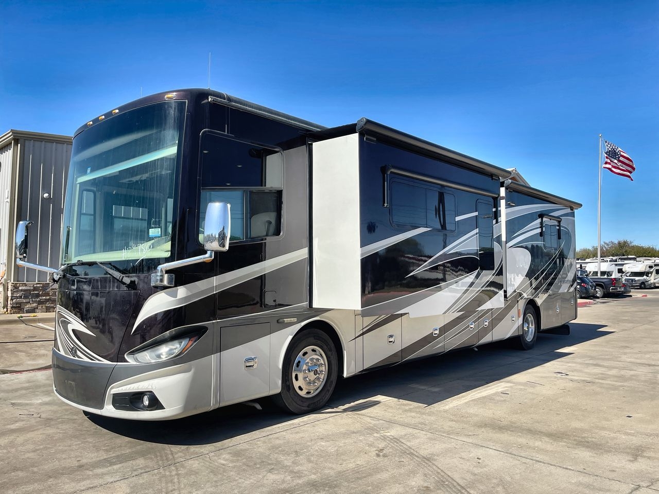 2016 TIFFIN PHAETON 40AH