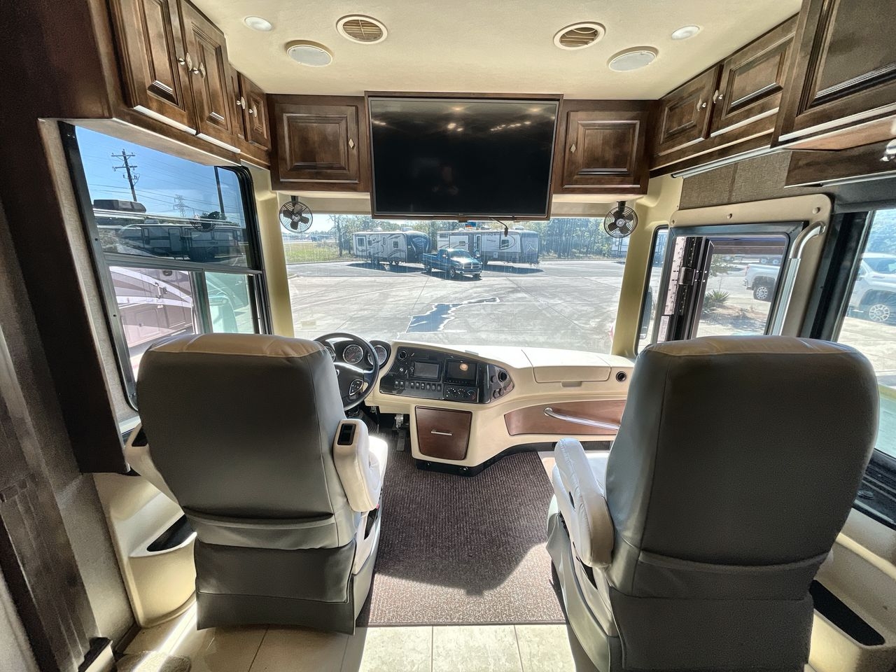 2016 TIFFIN PHAETON 40AH