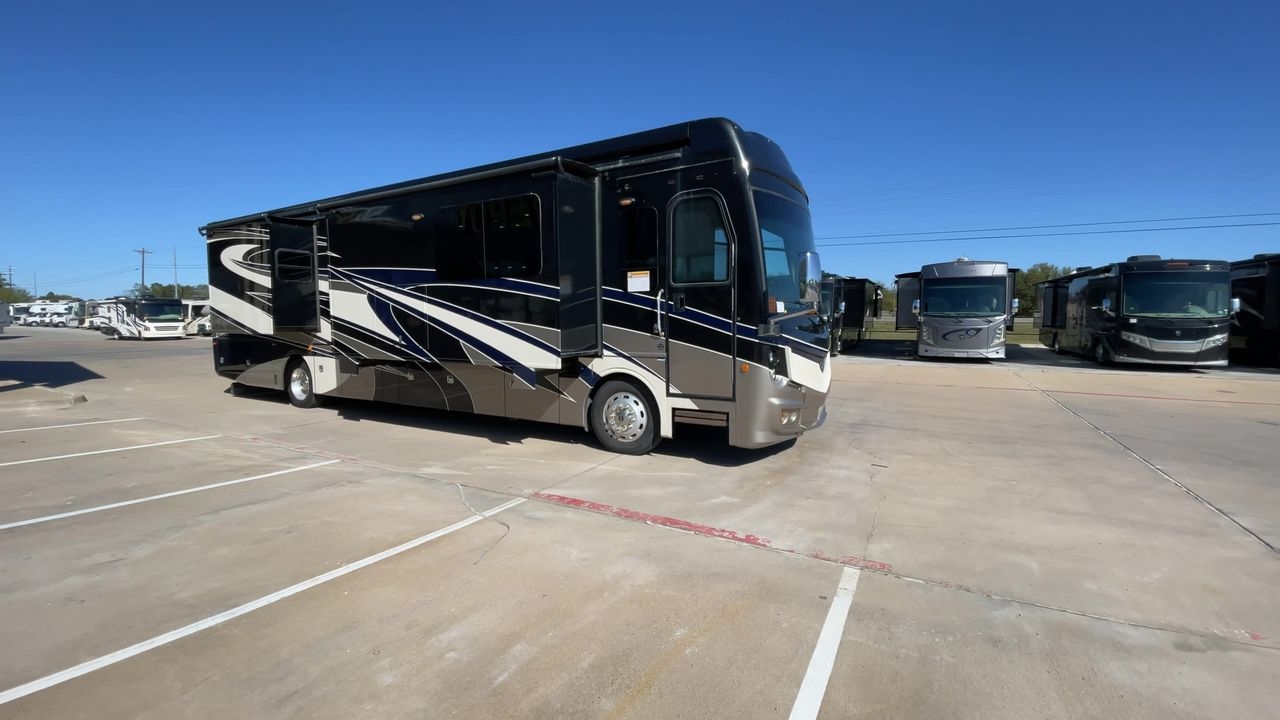 2018 FLEETWOOD DISCOVERY LXE 40D