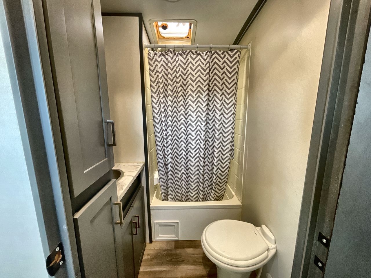 2023 KEYSTONE BULLET 312BHS