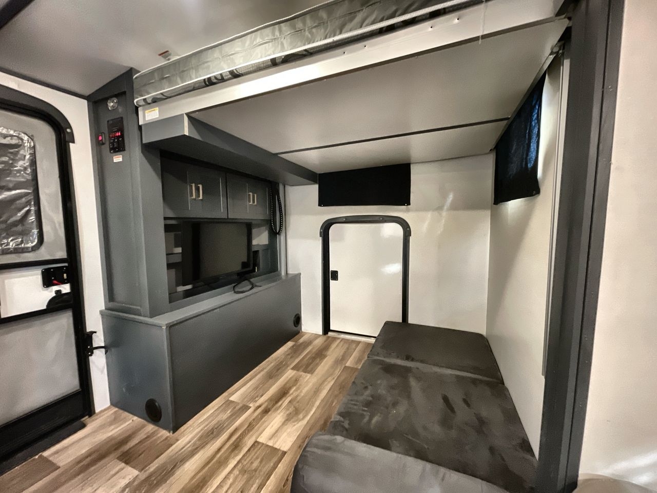 2023 KEYSTONE BULLET 312BHS