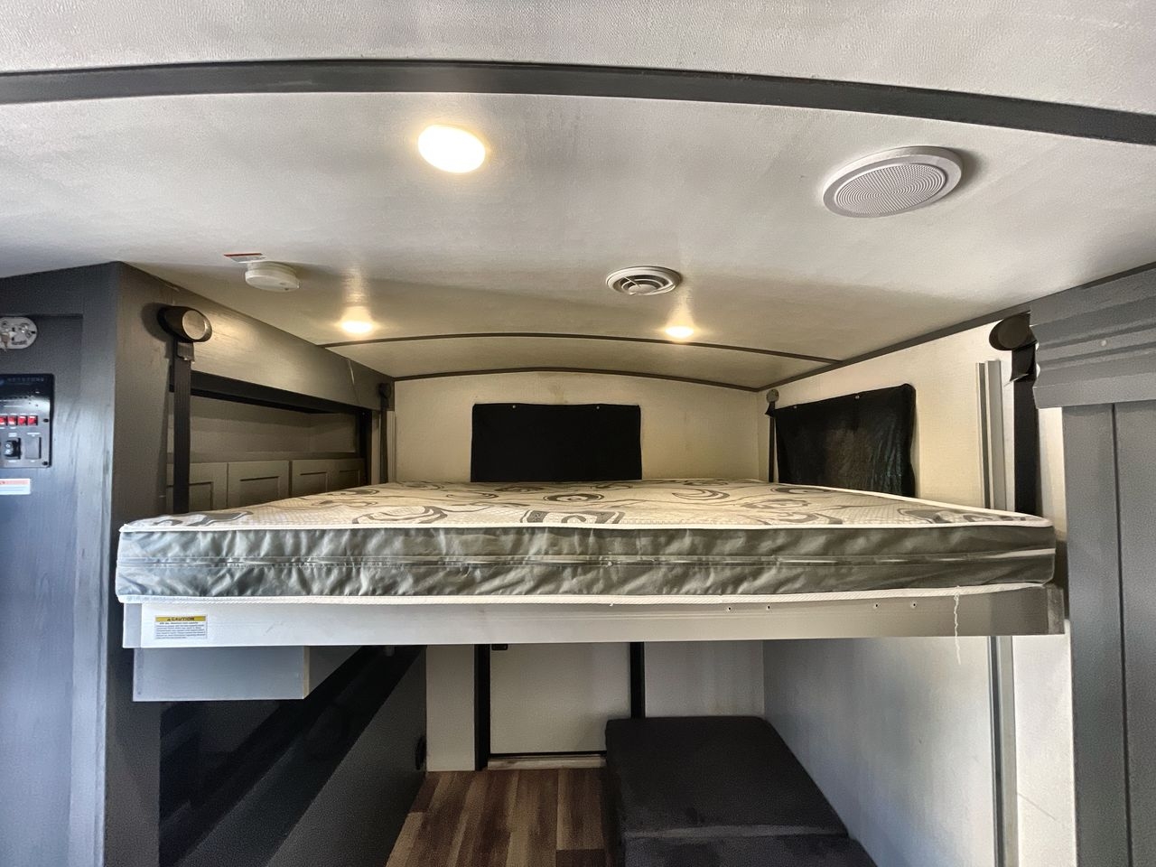 2023 KEYSTONE BULLET 312BHS