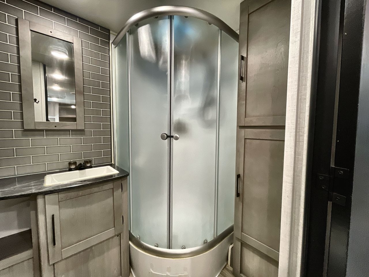 2024 DUTCHMEN KODIAK 26SR