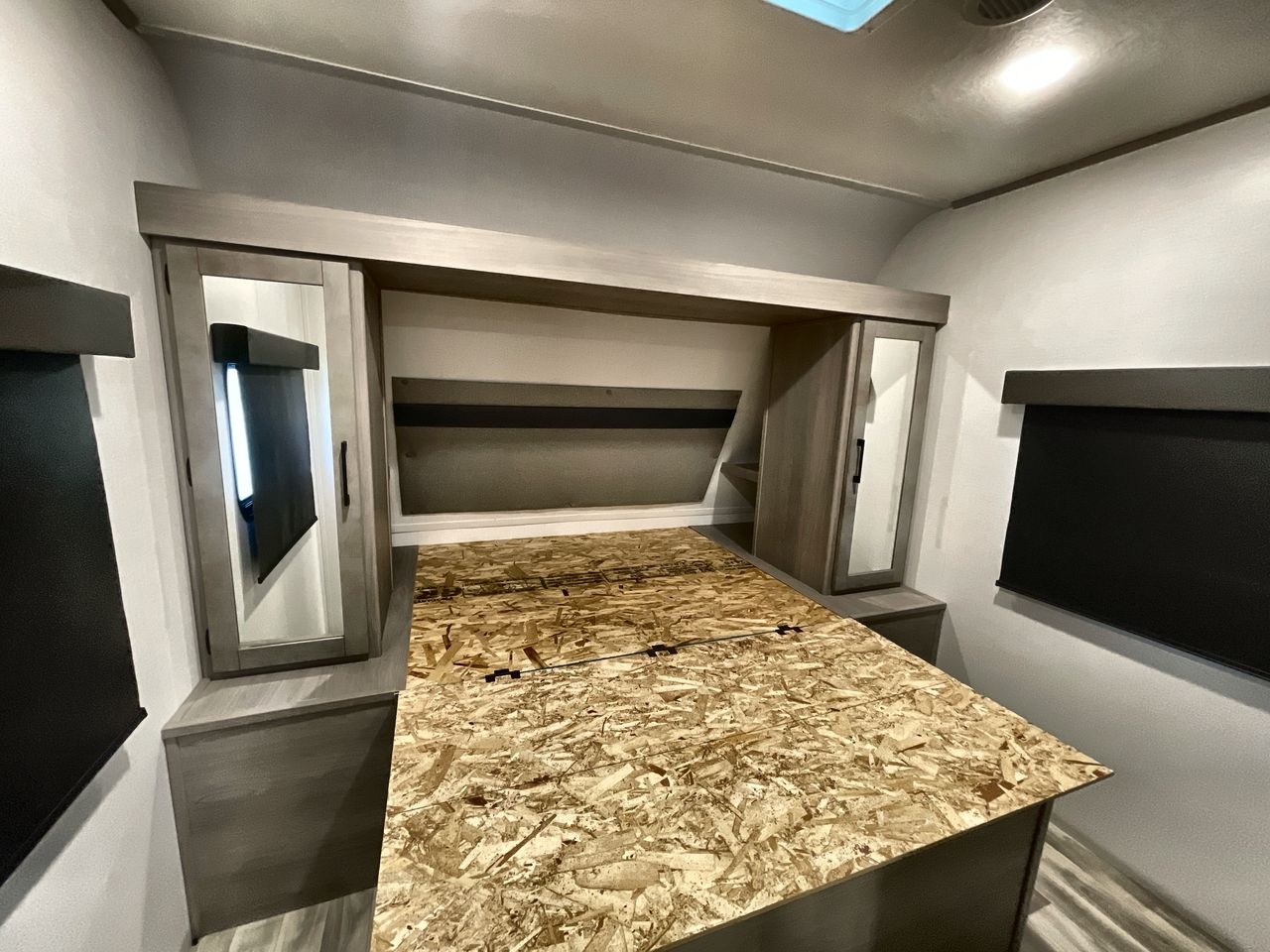 2024 DUTCHMEN KODIAK 26SR