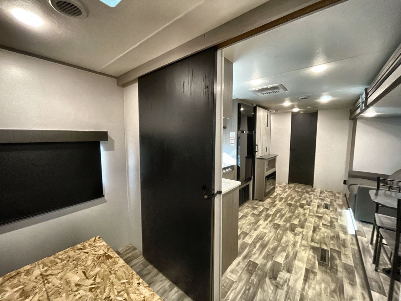 2024 DUTCHMEN KODIAK 26SR