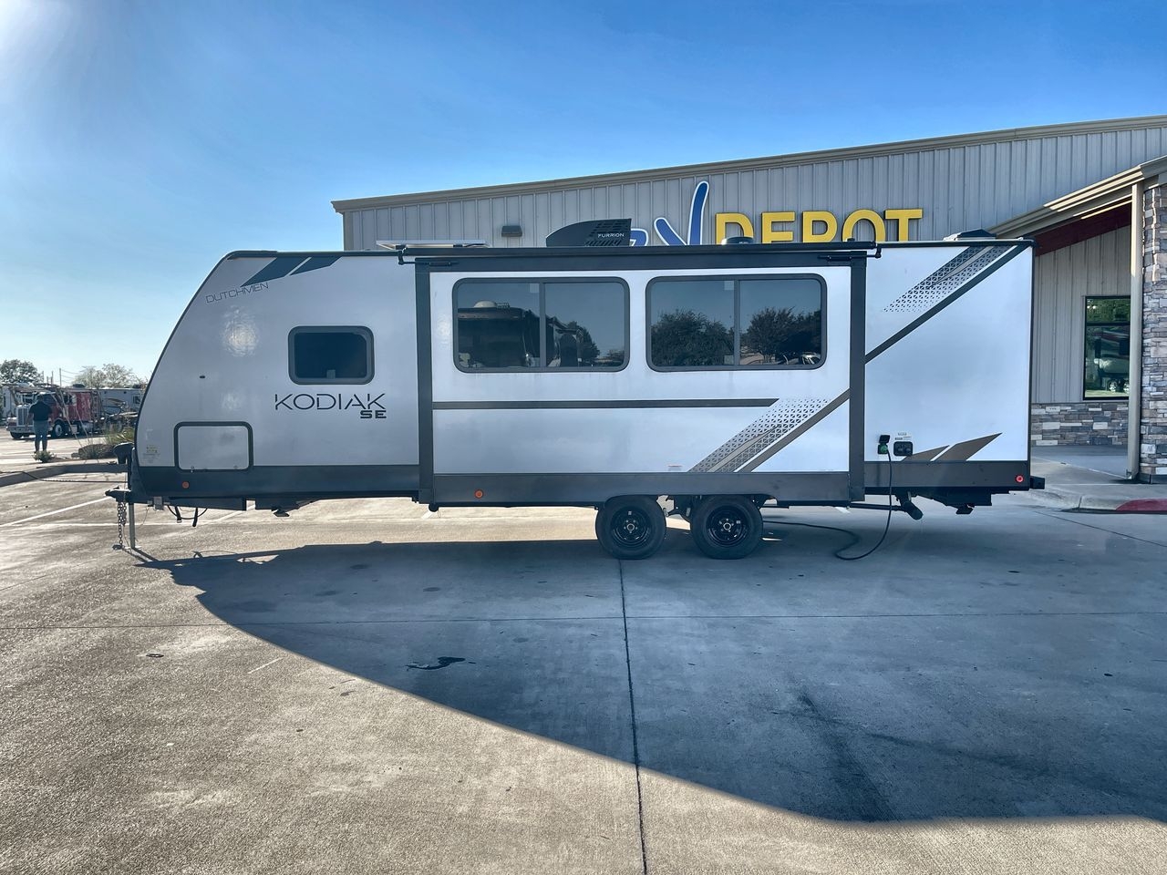 2024 DUTCHMEN KODIAK 26SR