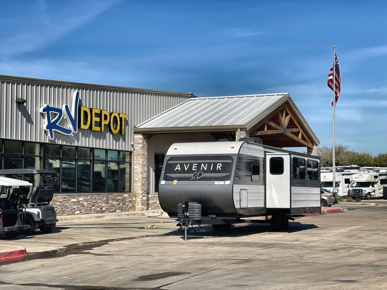 2025 CRUISER AVENIR 24RB