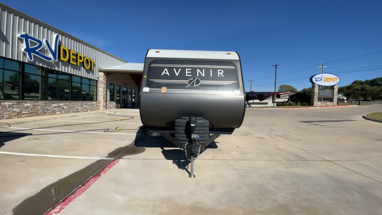 2025 CRUISER AVENIR 24RB