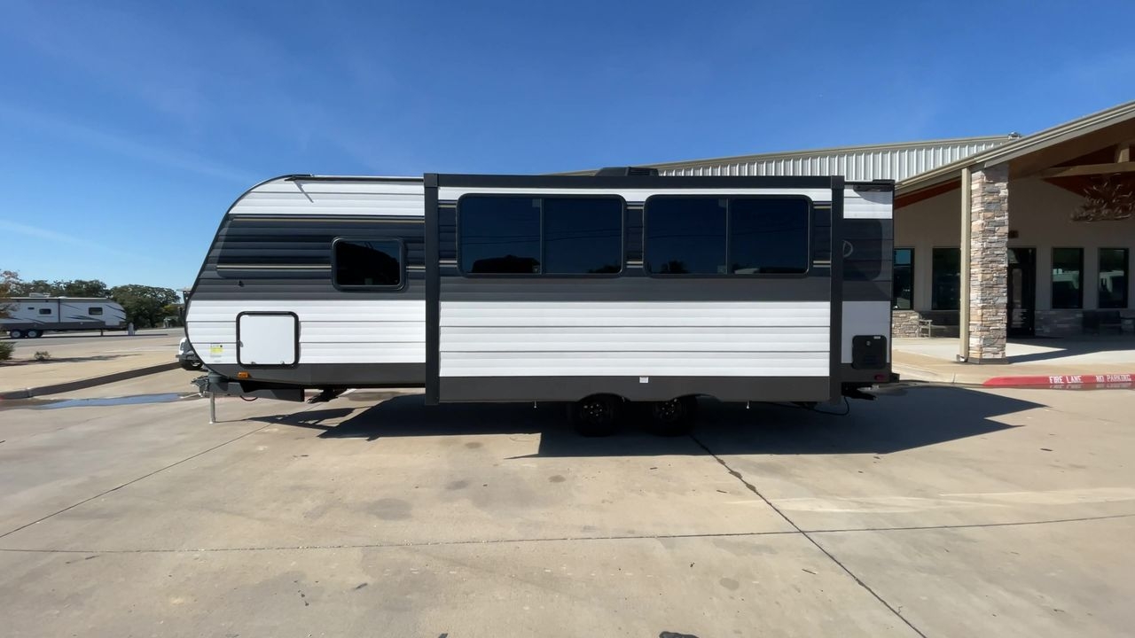 2025 CRUISER AVENIR 24RB