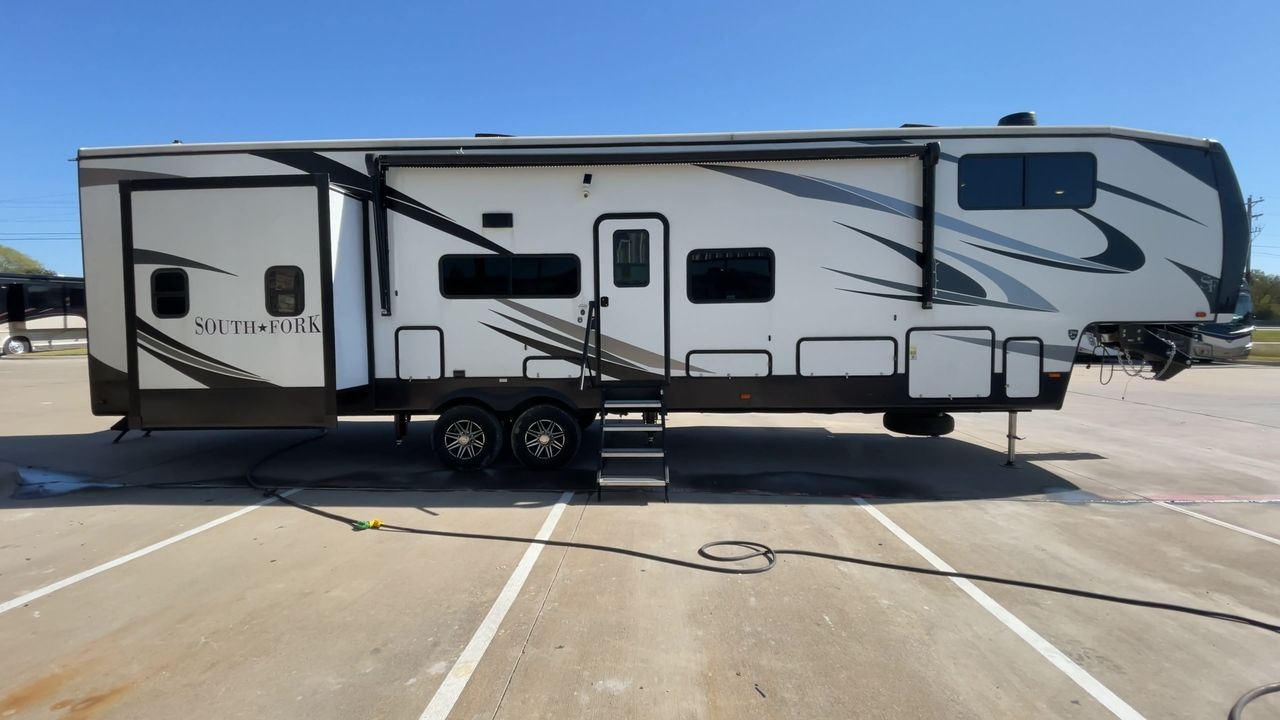 2023 CRUISER SOUTH FORK 3850BH