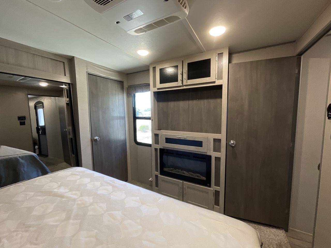 2022 COACHMEN CATALINA 30RKDS
